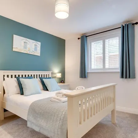 2 Bed In Oc-w004 * Whitby